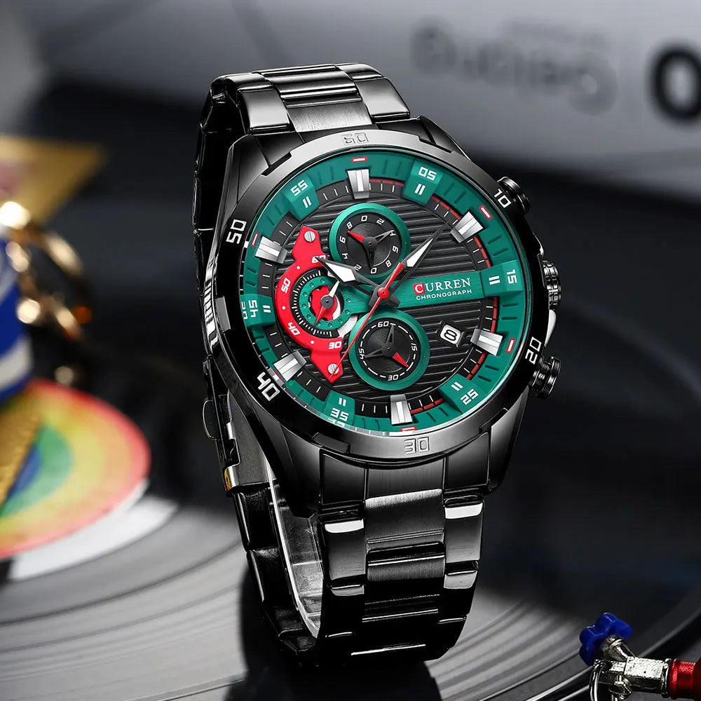 Reloj Curren 8402: Elegancia y precisión.